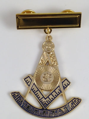 D1821 Jewel Past Master with Engraved Bar