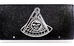 D7500 License Plate Masonic 1 1/2lb Cast Iron Aluminum Past Master No Square/Black