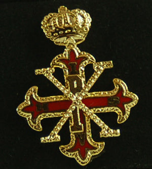 D399 Lapel Pin Red Cross of Constantine Sovereign 3/4"