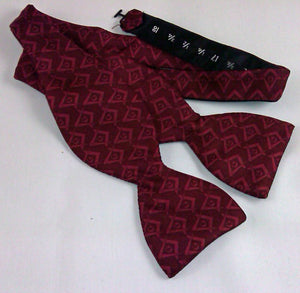D9001BT Masonic Bow Tie Red Subdued S&C