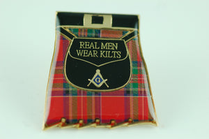 D257 Lapel Pin Masonic Real Men Wear Kilts