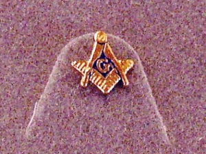 D289 Masonic Tie Tack S&C Cutout Gold