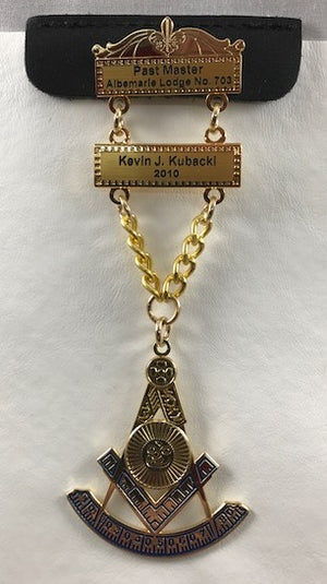 D2266 Masonic Past Master Jewel with 2 Engraved Bars